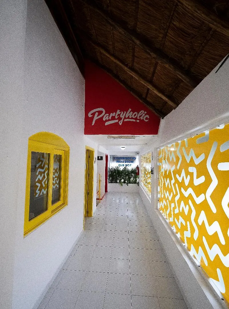 Partyholic Hotel Playa del Carmen Mexico